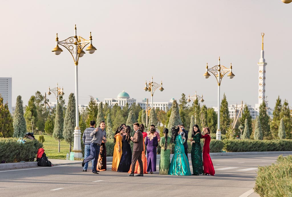 Turkmenistan photos, Turkmenistan, Ashgabat, Arch of Neutrality, Monument of Neutrality, wedding part Arch of Neutrality, wedding Turkmen, wedding Turkmenistan