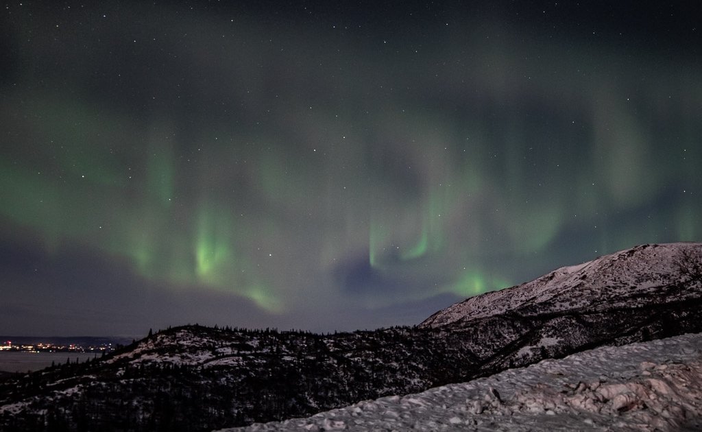 shoot the aurora, how to shoot the aurora , aurora, eagle river, eagle river alaska, aurora borealis, northern lights, baldy, skyline