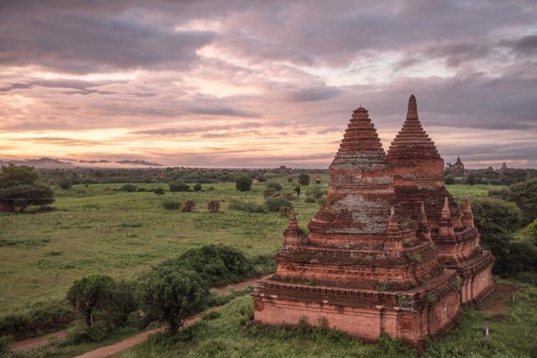 Myanmar, Myanmar Itinerary, 2 week Myanmar Itinerary, Myanmar 2 weeks, Myanmar 2 week itinerary, 2 weeks in Myanmar, Myanmar 2 week, Burma, Asia, Southeast Asia, Bagan, Bagan temple, sunrise Bagan, sunrise Bagan Temple