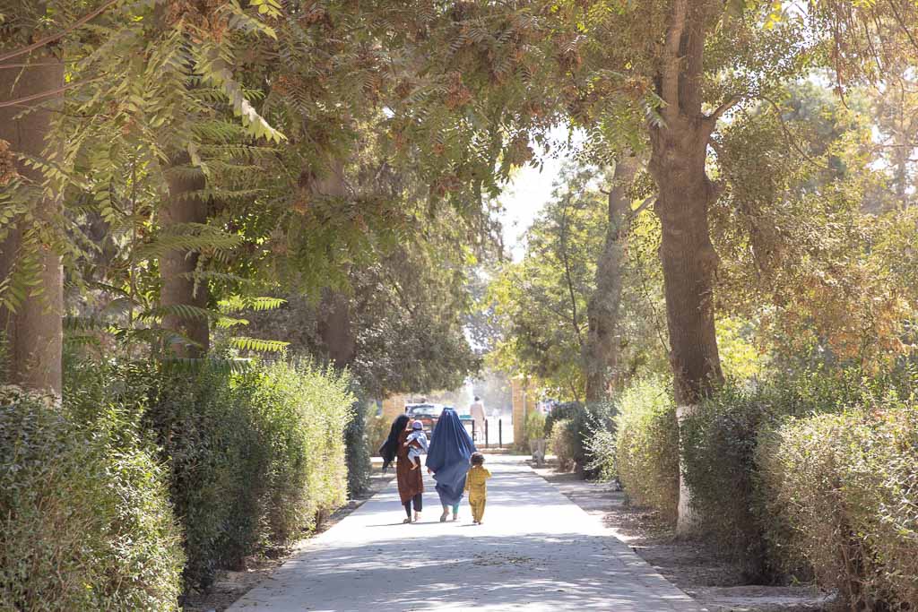 Balkh, Old Balkh, Afghanistan, Mazar e Sharif, Balkh Park, Khoja Parsa Park, women Khoja Parsa, women Balkh