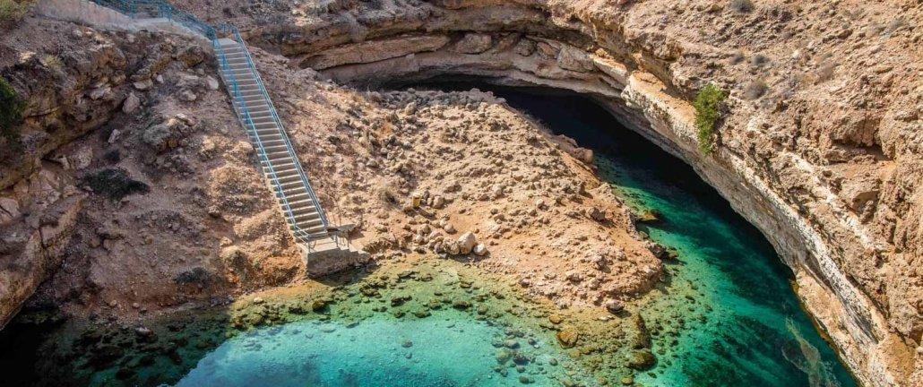 Bimmah, Bimmah Oman, Bimmah sinkhole, Bimmah sinkhole Oman, Oman, Oman roadtrip, Oman road trip, Oman on a budget, one week in Oman, 7 days Oman