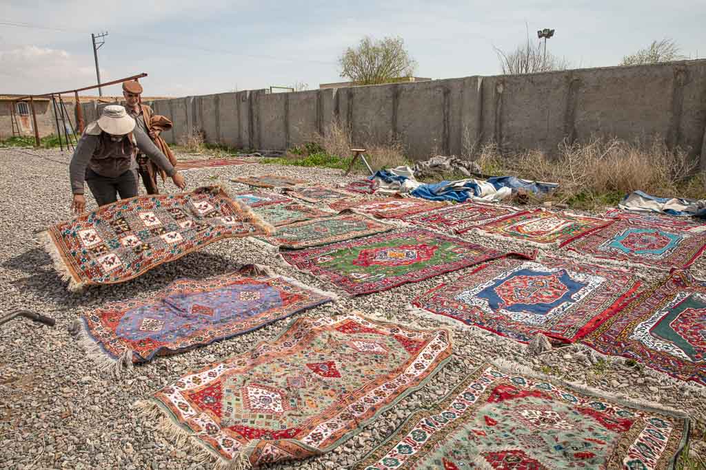 Carpets, Persian Rugs, Mashhad, Iran, Afghanistan Iran border crossing, carpet wash, carpet washer