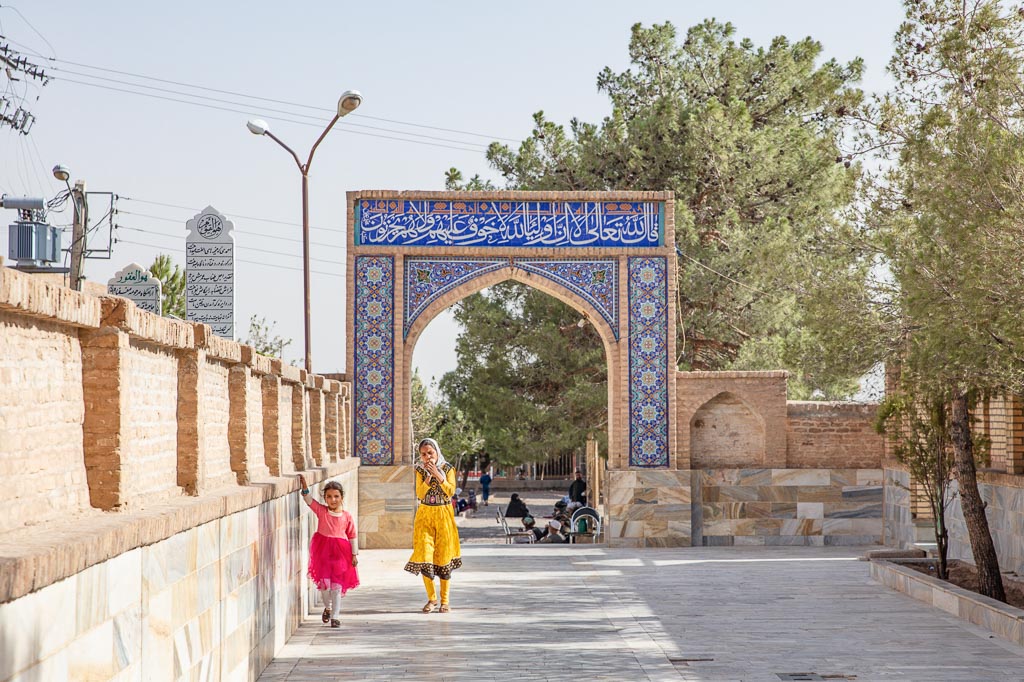 Guzargah Mausoleum, tomb to the Sufi saint Khwaja Abdullah Ansar, Guzargah, Khwaja Abdullah Ansar, Sufi, Herat, Afghanistan