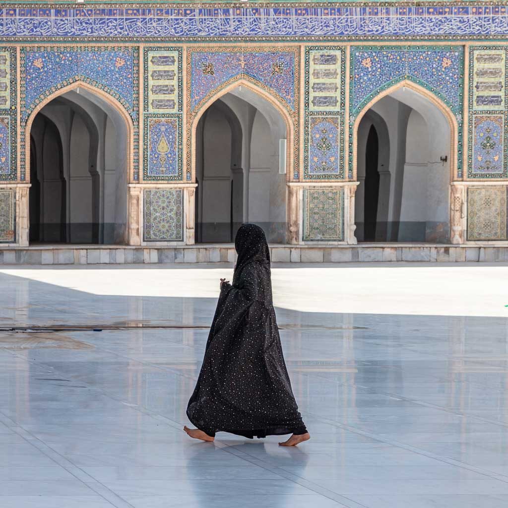 chador, Afghanistan, women travel Afghanistan, Herat, Herat mosque, Friday mosque