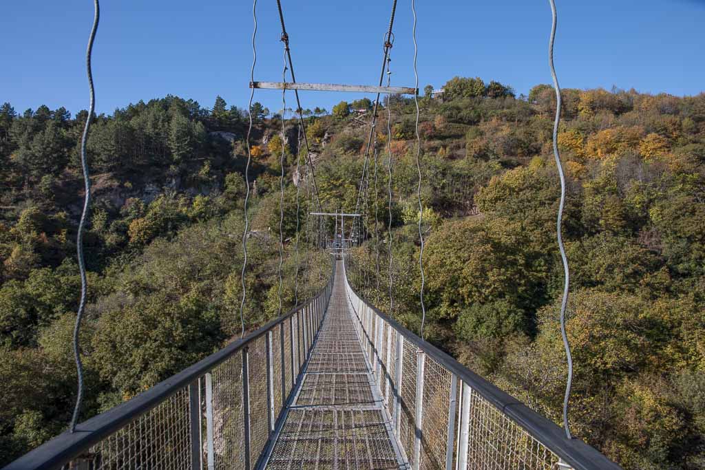 Armenia travel, Armenia travel guide, Armenia, Khndzoresk, Khndzoresk Bridge, Khndzoresk swinging bridge