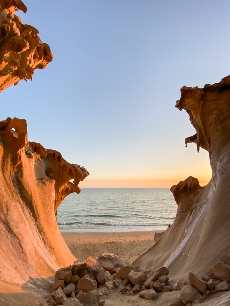 Mokasser Beach, Hormuzgan, Iran