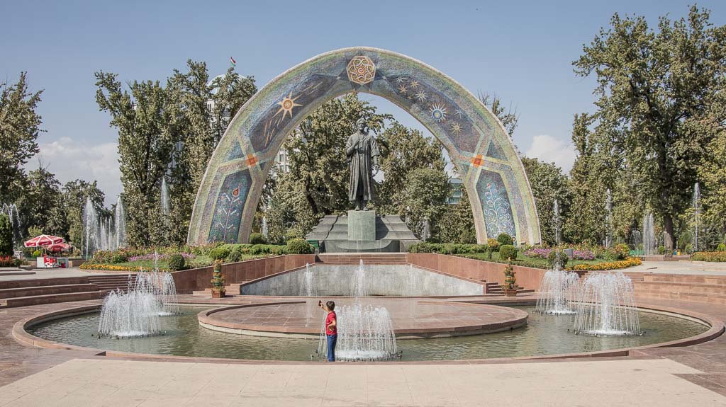 Tajikistan, Tajikistan travel, Tajikistan travel guide, Tajikistan guide, Dushanbe, Dushanbe Guide, Dushanbe City Guide, Dushanbe Travel Guide, Rudaki Statue, Rudaki Park, Rudaki, Bag-i-Rudaki