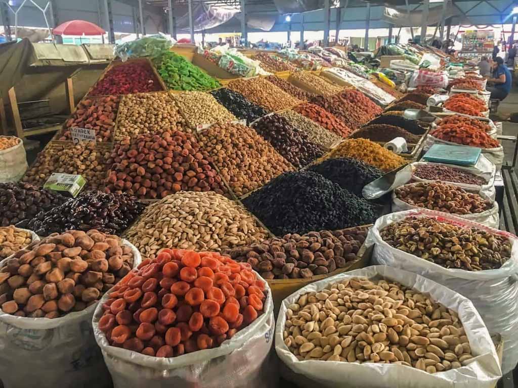 Valerie, dried fruit and nuts, central asia food