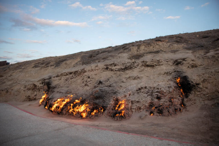 Yanar Dag, Azerbaijan